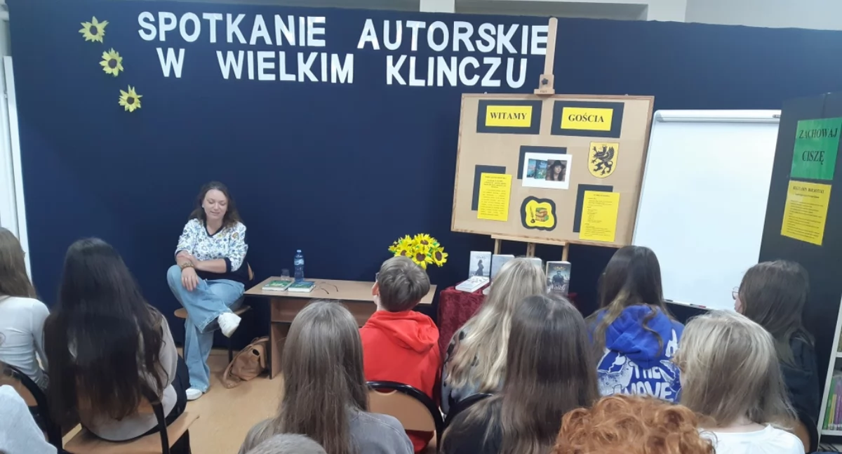 Kaszubszczyzna, Pisarka Daria Kaszubowska spotkała uczniami gminy Kościerzyna - zdjęcie, fotografia