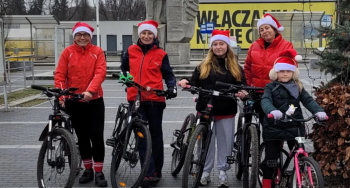 Rozmaitości, Mikołaje rowerach przemierzyli Kościerzynę - zdjęcie, fotografia