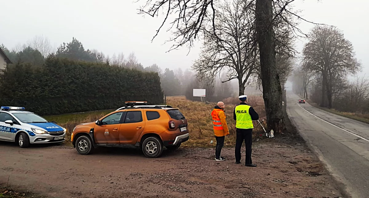 Kronika policyjna, Służby pracowały miejscu tragicznego wypadku - zdjęcie, fotografia
