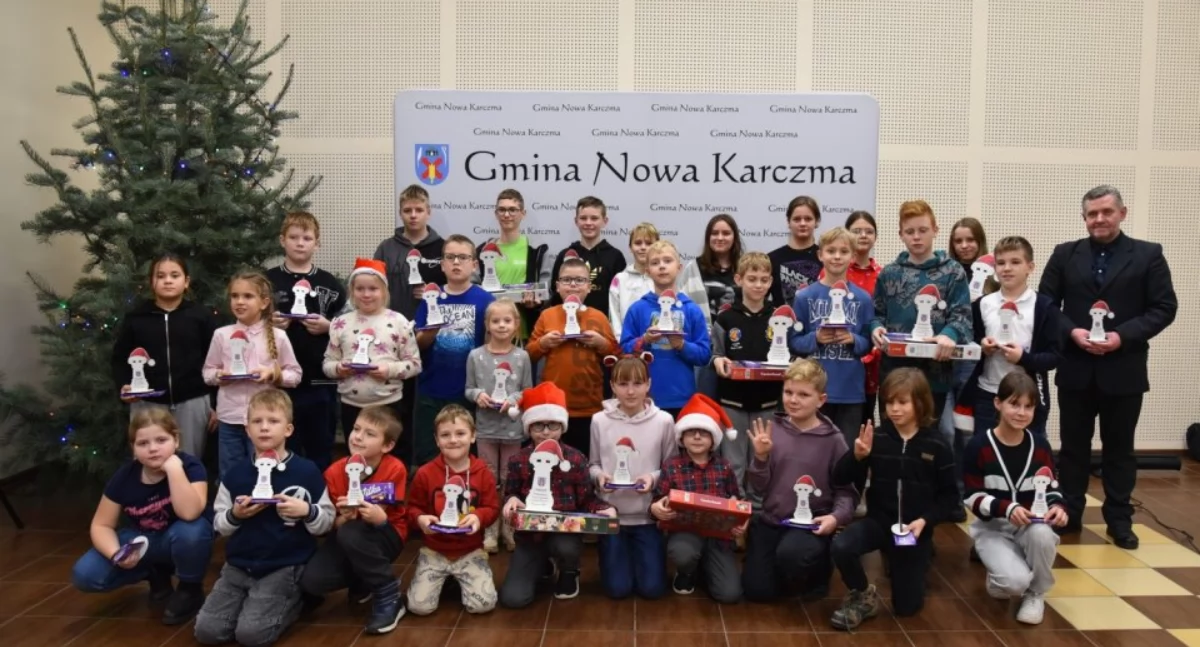 Rozmaitości, Mikołajkowy Turniej Szachowy Nowej Karczmie pasja integracja szachownicy - zdjęcie, fotografia
