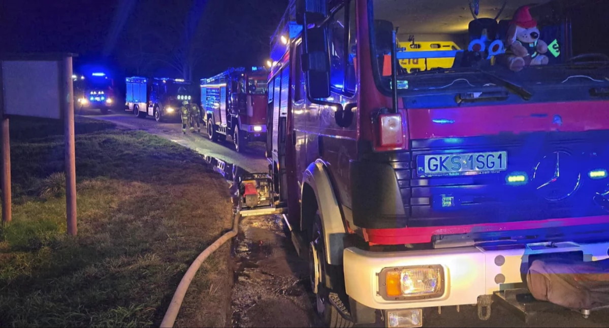 Pożary, Pożar Przytarni Karsin Straty oszacowano - zdjęcie, fotografia