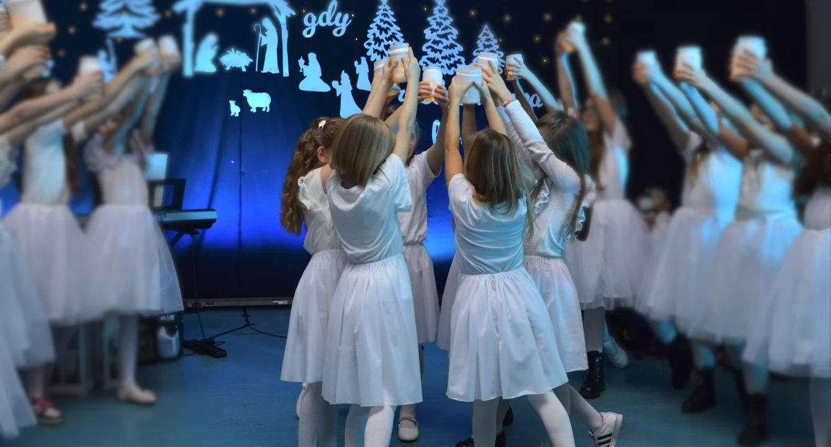 Rozmaitości, Koncert Świąteczny Zespole Kształcenia Wielkim Klinczu - zdjęcie, fotografia