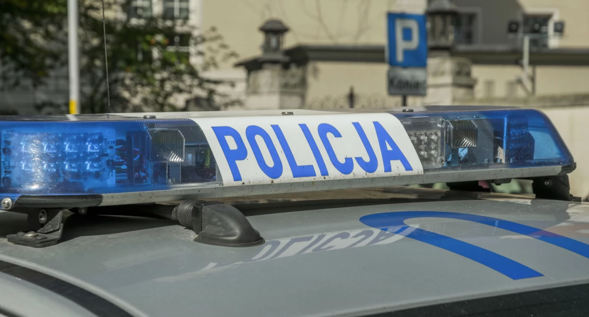 Kronika policyjna, uprawnień prowadzili Teraz kratami magą spędzić - zdjęcie, fotografia