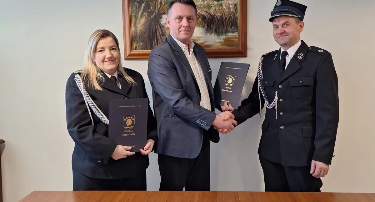 Straż pożarna, Wsparcie finansowe strażaków Kalisza - zdjęcie, fotografia