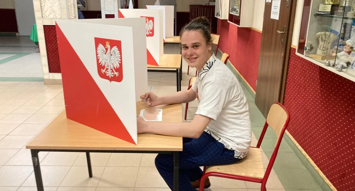 Wybory, Wybory prezydenckie Mieszkańcy powiatu ruszyli [FREKWENCJA - zdjęcie, fotografia