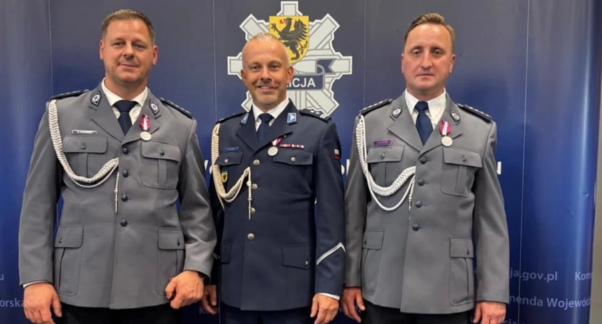 Policja, Odznaczenia kościerskich policjantów - zdjęcie, fotografia