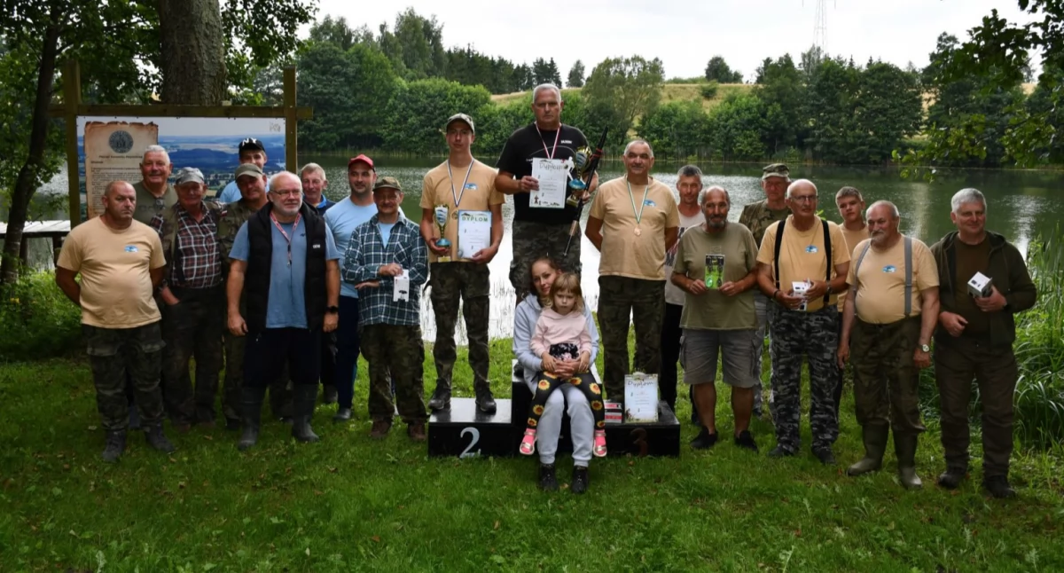 Wędkarstwo, Zawody wędkarskie Puchar Wójta Gminy Liniewo czyli sportowa rywalizacja jeziorem Lonka - zdjęcie, fotografia