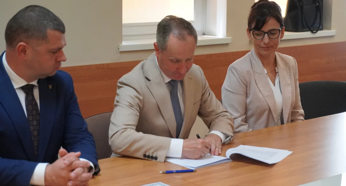 Inwestycje, jakość dojazdu inwestycja gminie Stara Kiszewa - zdjęcie, fotografia