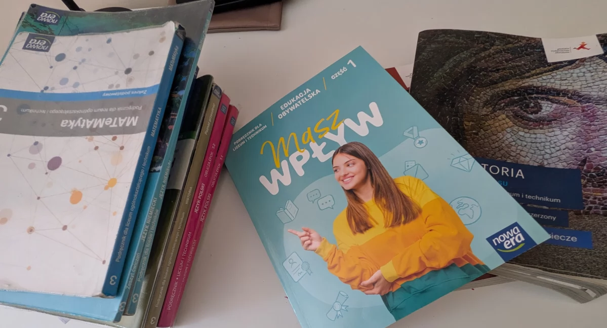 Szkoły średnie, Wyprawka szkolna Rodzice wydają coraz więcej pieniędzy! - zdjęcie, fotografia