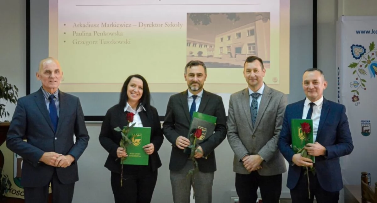 Szkoły podstawowe, Dzień Edukacji Narodowej Kościerzyna Nagrody nauczycieli dyrektorów - zdjęcie, fotografia