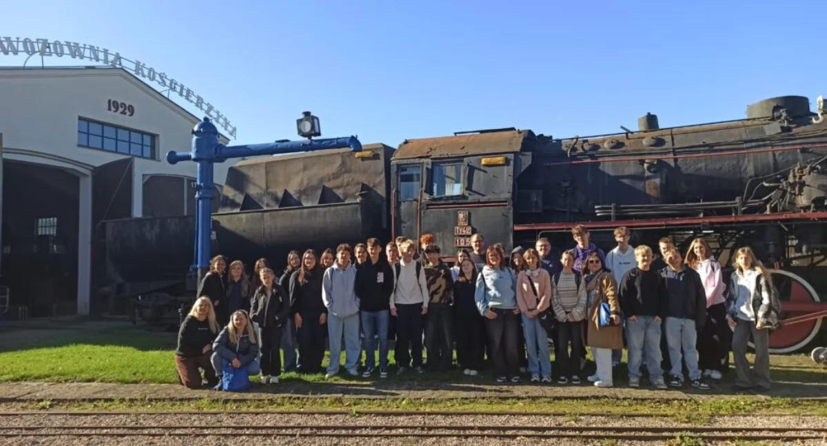 Szkoły podstawowe, Podróż przez historię naukę kulturę międzynarodowy projekt Wielkim Klinczu - zdjęcie, fotografia
