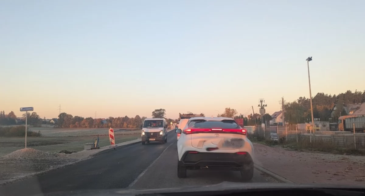 Transport, Zatory drodze Kościerzyna Karczma kierowców - zdjęcie, fotografia