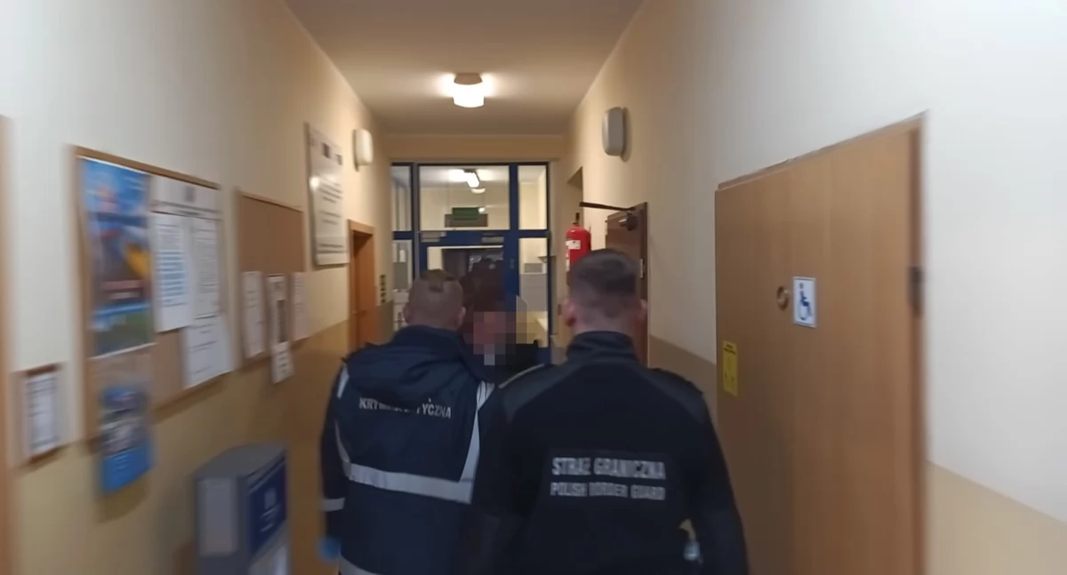Kronika policyjna, Poszukiwany obcokrajowiec rękach kościerskich policjantów! Będzie wydalony Polski! - zdjęcie, fotografia