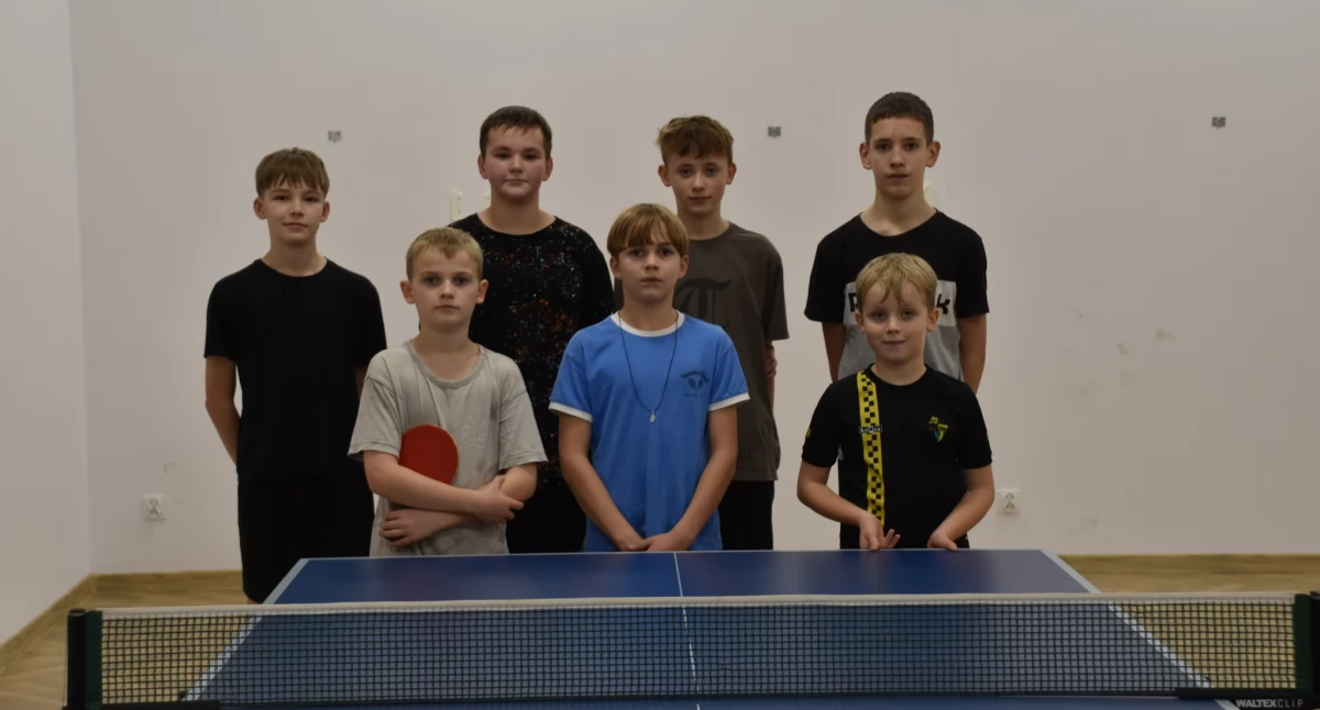 Tenis, Start Grand Lipusza tenisie stołowym Pierwszy turniej - zdjęcie, fotografia