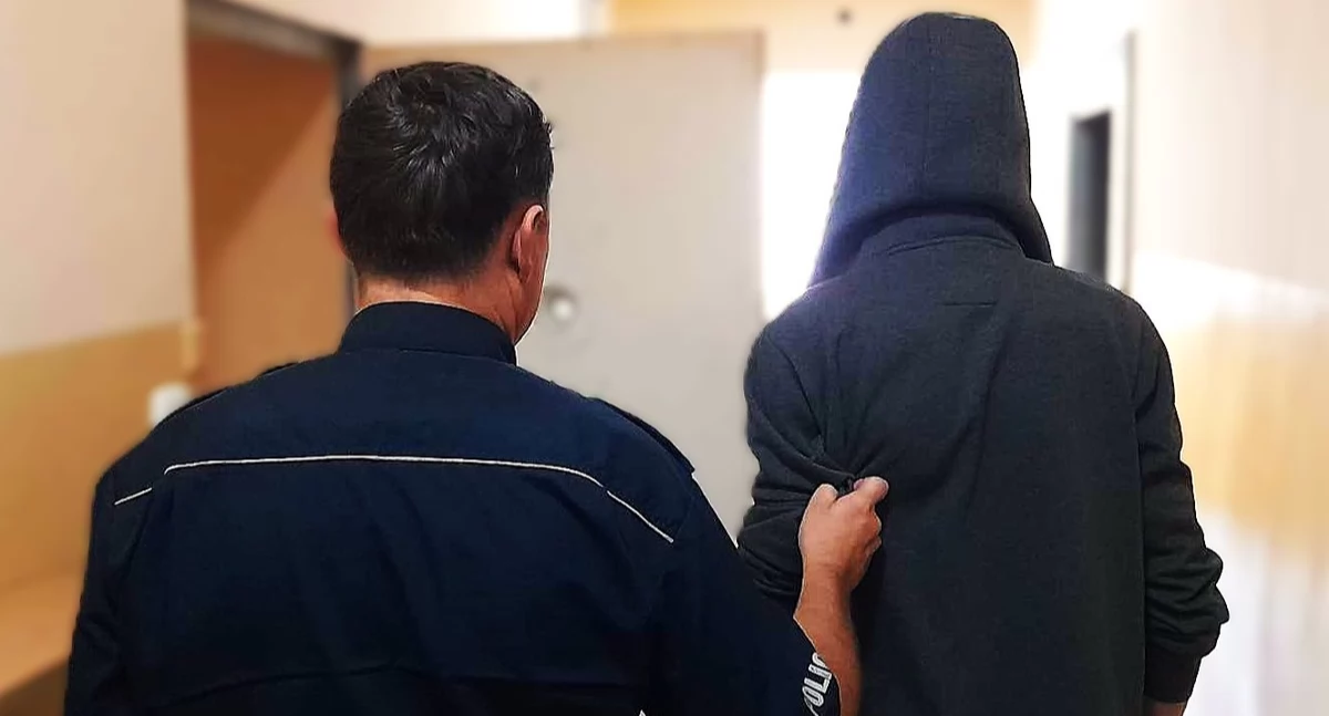 Kronika policyjna, latek wykradał kartę współlokatora wypłacał gotówkę! - zdjęcie, fotografia