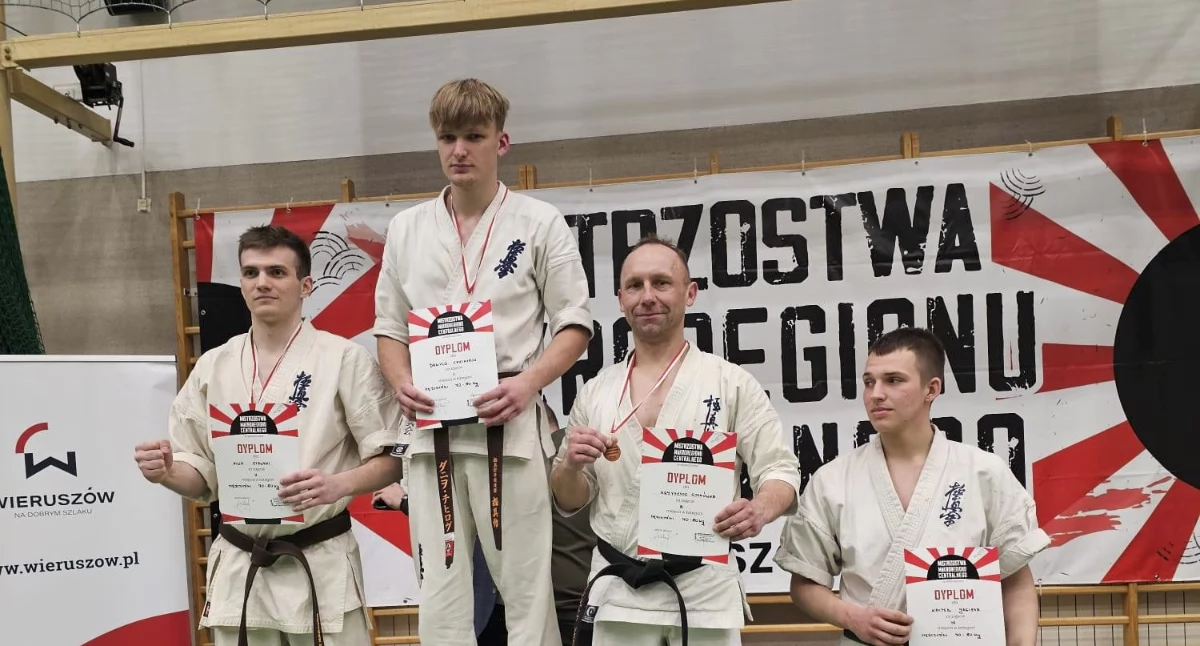 Sporty walki, Wielki sukces zawodników Kościerskiego Klubu Kyokushin Karate! - zdjęcie, fotografia