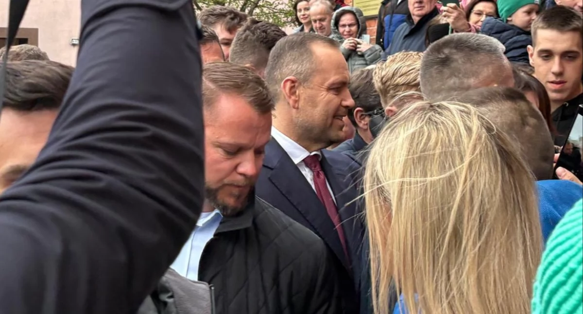 Rozmaitości, Prezydent Karol Nawrocki Kościerzynie - zdjęcie, fotografia