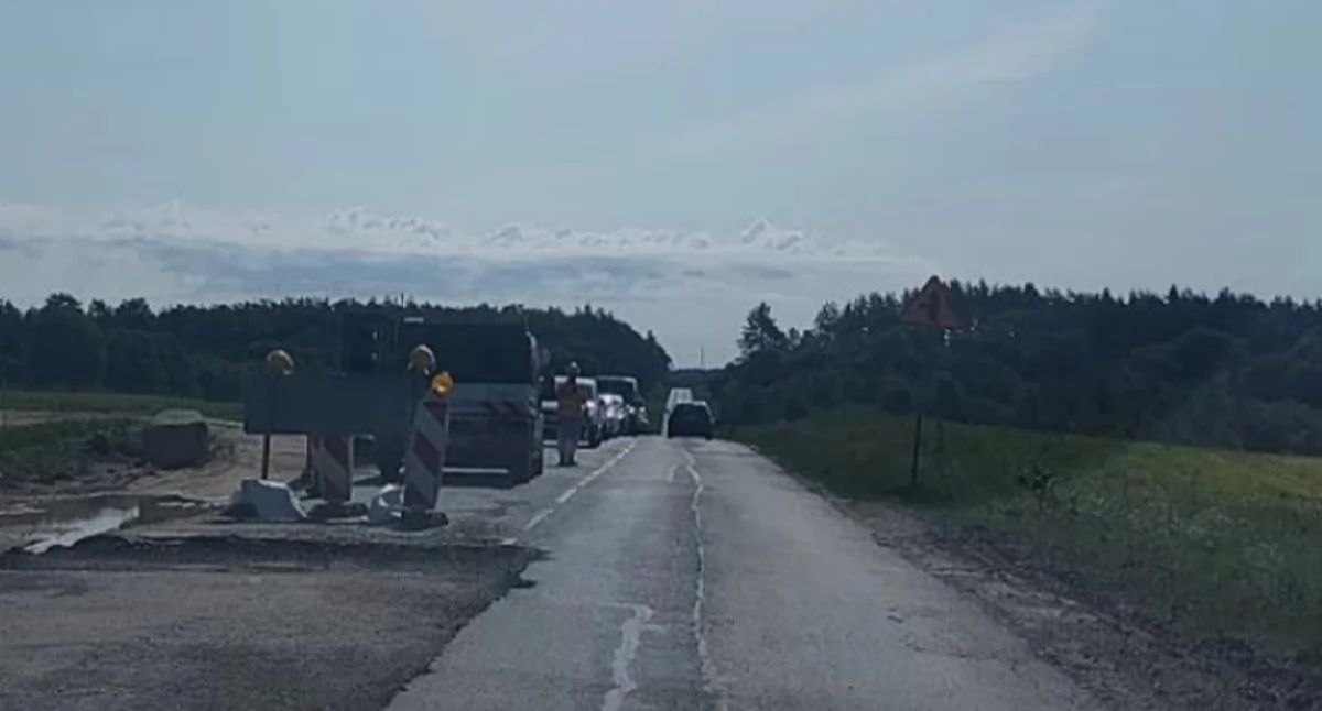 Transport, Kierowcy nieco odetchną mieszkańcy Zmiany drodze Kościerzyna Karczma! - zdjęcie, fotografia