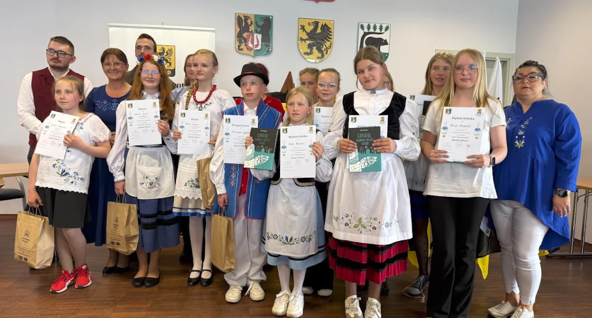 Kaszubszczyzna, Kaszubskie słowo brzmi Kościerzynie Powiatowe eliminacje „Rodnô Mòwa - zdjęcie, fotografia