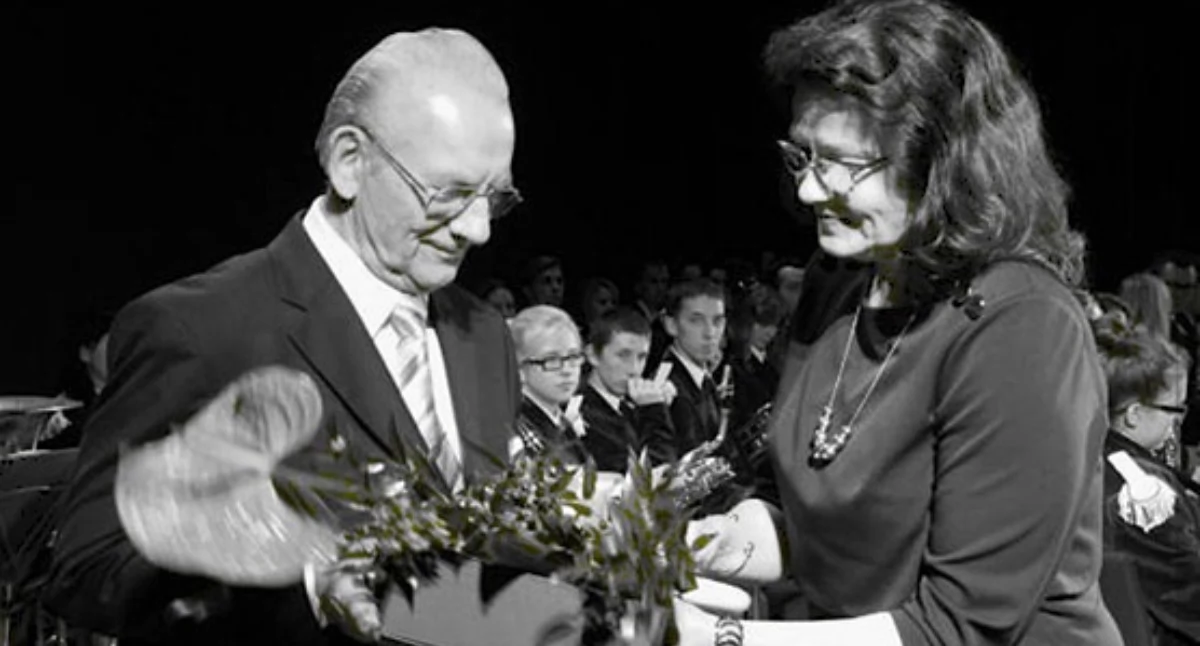 Odeszli od nas..., Odszedł Antoni Wencki Wieloletni nauczyciel Ekonomika twórca orkiestry „Begama” - zdjęcie, fotografia