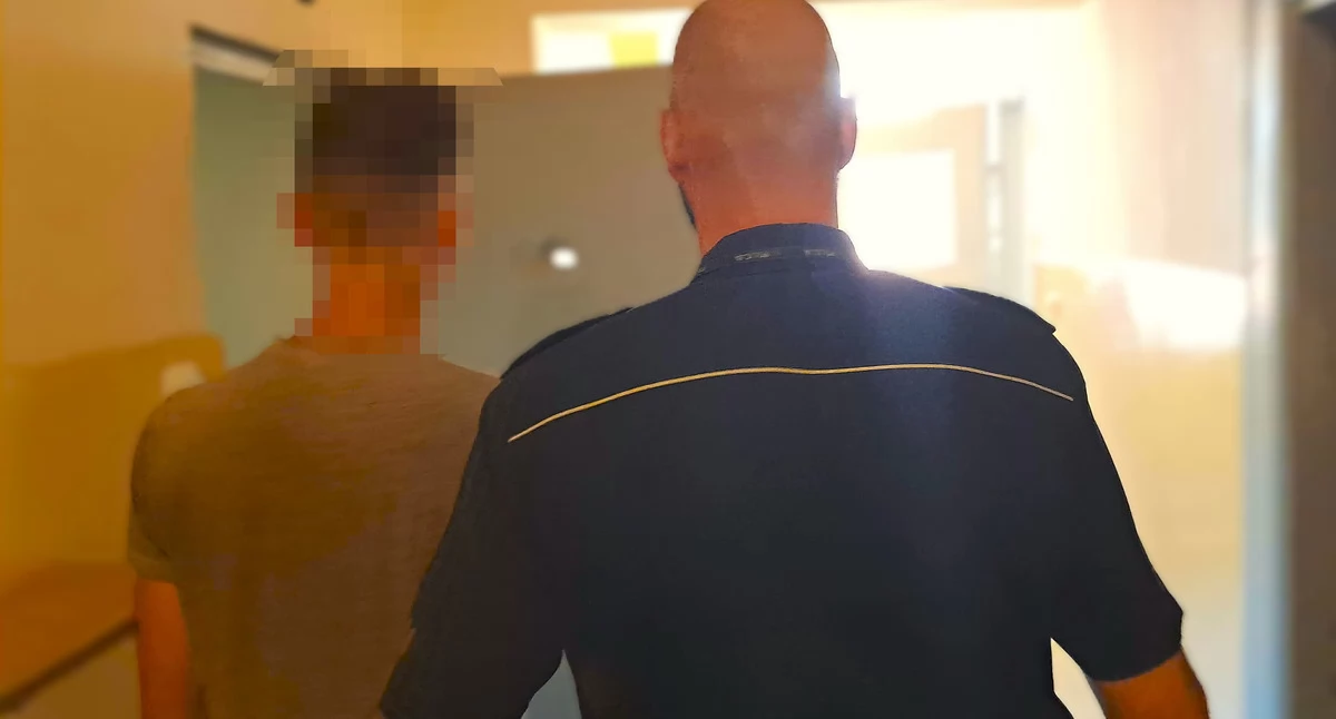 Kronika policyjna, Kradzieże kościerskich sklepach Sprawcy zatrzymani przez policję - zdjęcie, fotografia
