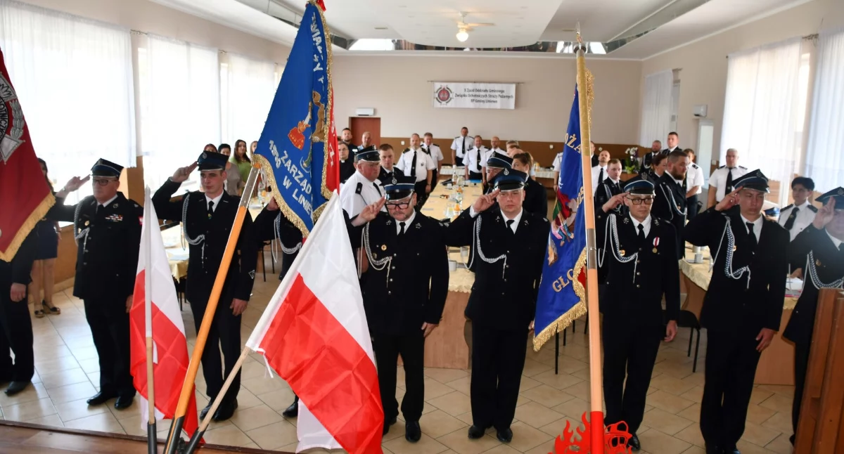 Straż pożarna, Zjazd Oddziału Gminnego Gminy Liniewo władze podziękowania Wiesława Szarmacha - zdjęcie, fotografia