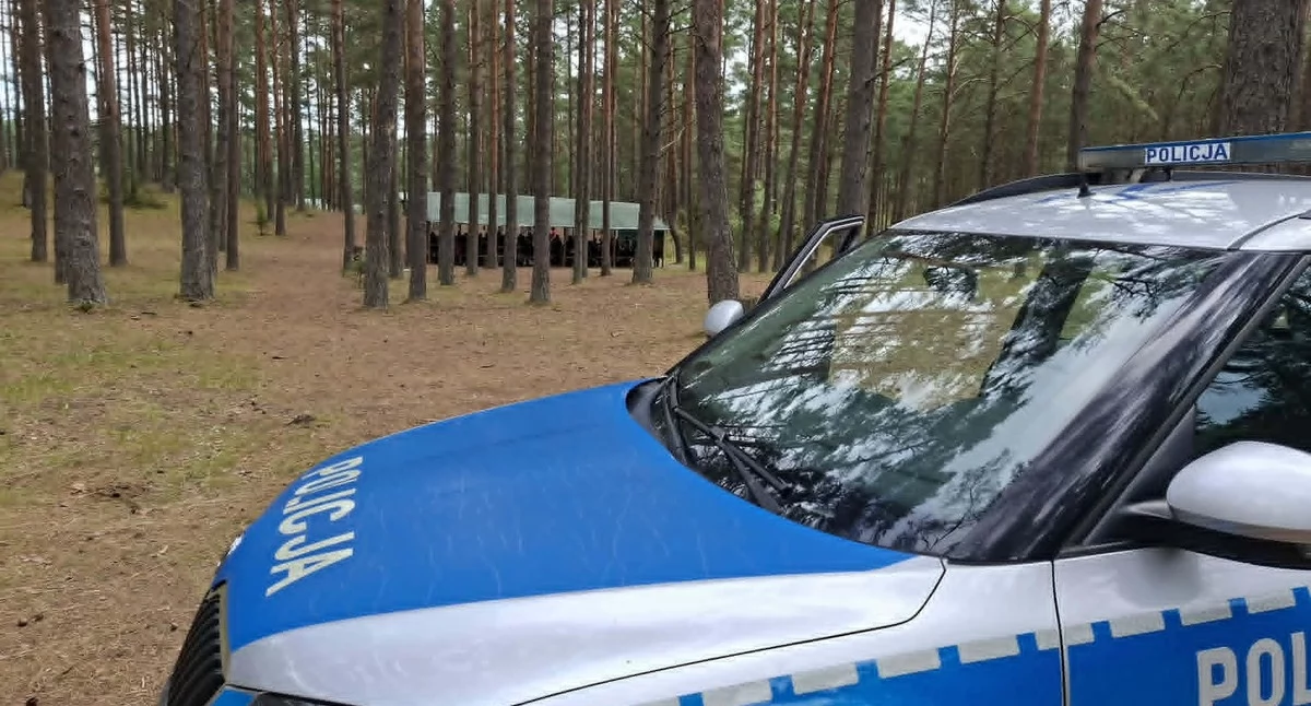 Rozmaitości, Służby kontrolowały obozowiska naszym powiecie - zdjęcie, fotografia
