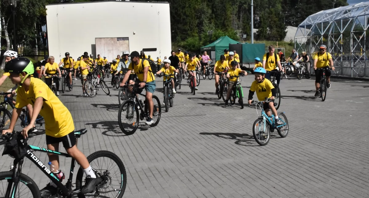 Rozmaitości, Lipusz Rowerzyści Szlaku Nawałnicy Rodzinny Rowerowy - zdjęcie, fotografia