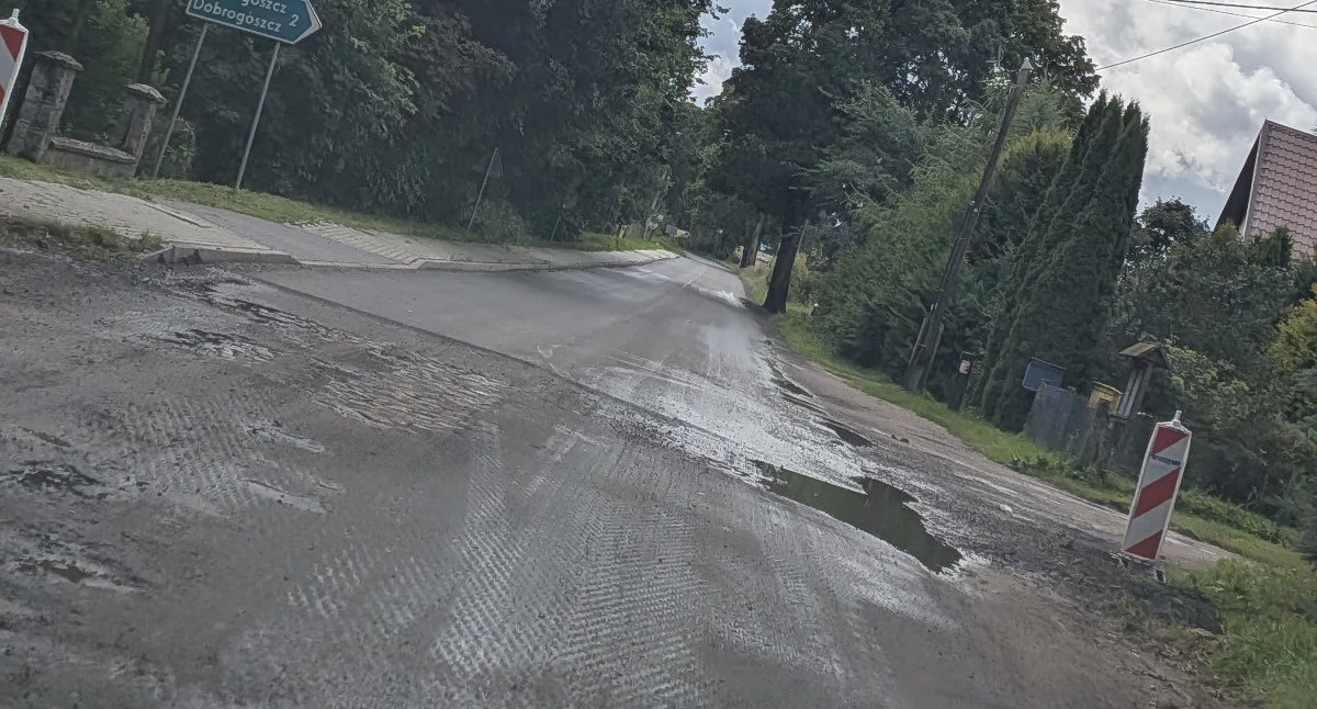 Transport, Uwaga kierowcy! Utrudnienia drogach powiatowych Jedna będzie całkowicie zamknięta - zdjęcie, fotografia