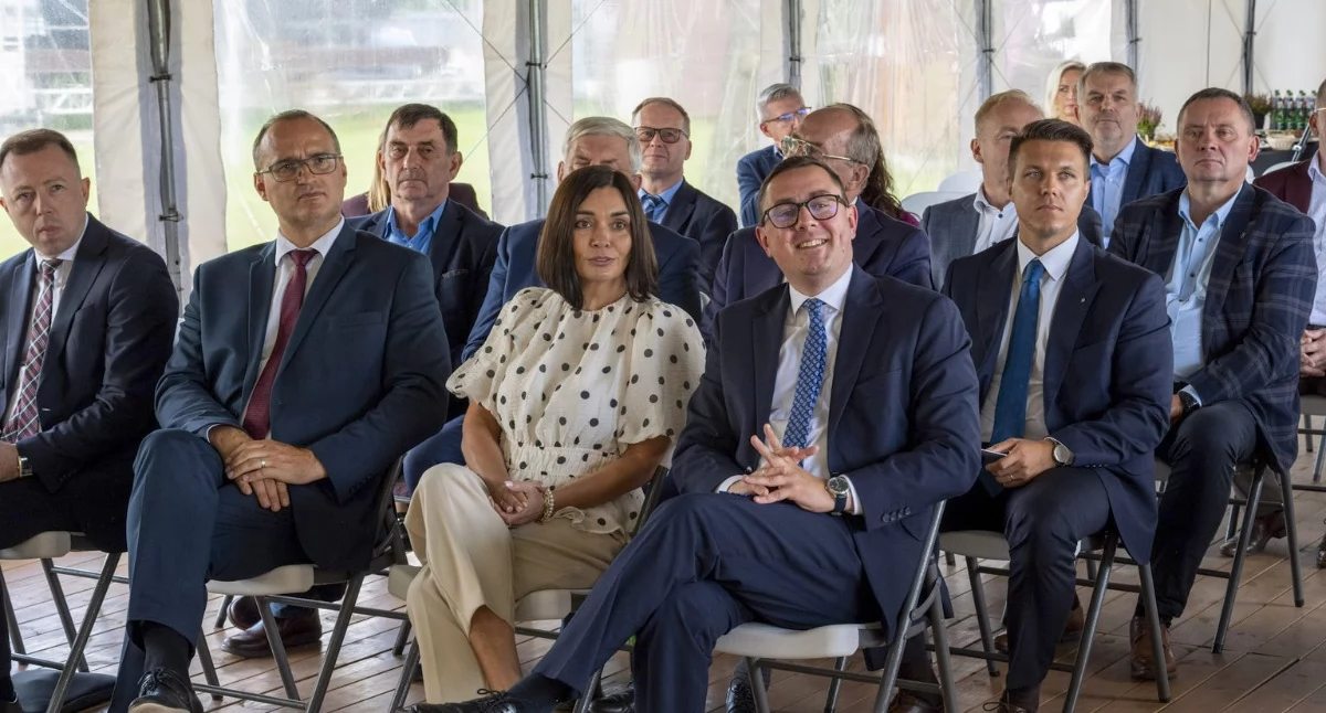 Rolnictwo, Wyspa energetyczna Lubaniu! Projekt jakiego Polsce było! - zdjęcie, fotografia