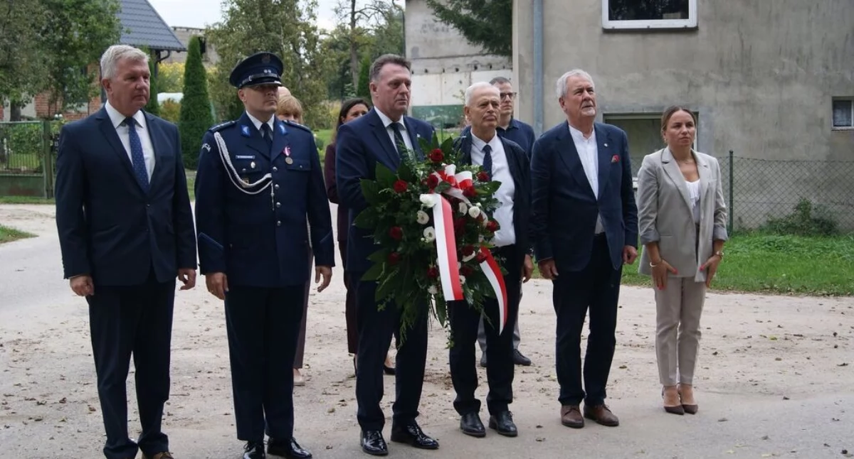 Historia, Zamordowany przez komunistów Dziemiany pamiętają Alojzym Bruskim „Grabie” - zdjęcie, fotografia