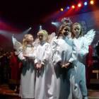 Przed popularnymi braćmi Golec wystąpiła kościerska Schola Canticorum /fot. dad
