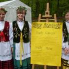 Gimnazjalistki z Lubiany prezentowały m.in. stroje kaszubskie /fot. dad
