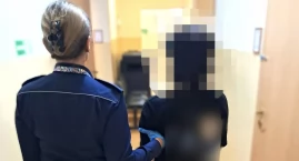 Pracownica sklepu i jej znajomy wyłudzali pieniądze &hellip;