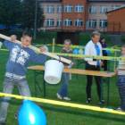 Konkursy dla uczestników festynu przygotowali m.in. harcerze /fot. dad