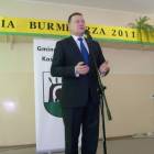 Burmistrz podczas uroczystości dziękował rodzicom tegorocznych stypendystów /fot. dad