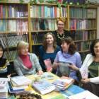 Uczestniczki zajęć z pracownikami kościerskiej filii Pedagogicznej Biblioteki...