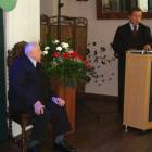 Ks. Stanisław Czapiewski insygnia honorowego obywatelstwa otrzymał podczas uroczystej...