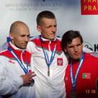 Daniel Pek wraz z pozostałymi medalistami /fot. nadesłane/Piotr Łudzik UKS Olimpijczyk...