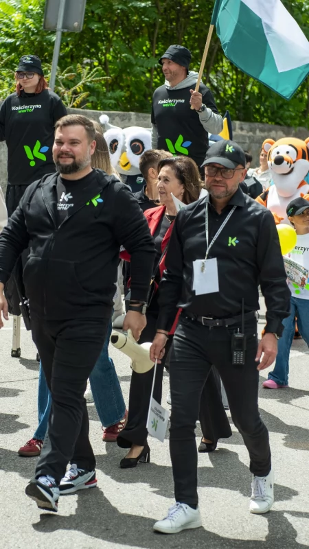Urodzinowy korowód w Kościerzynie. Pokaz wspólnoty mieszkańców