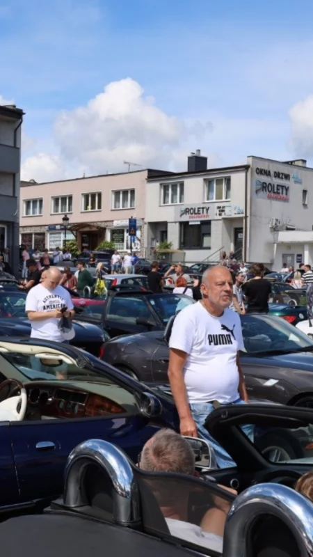 Kabriolety zawładnęły Kościerzyną. „Kaszuby bez Dachu” już za nami