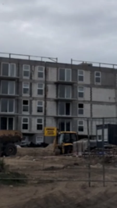 Blok mieszkalny w Małym Klinczu na ukończeniu. Jesienią lokatorzy mają dostać klucze!