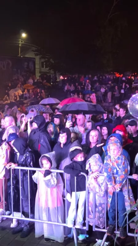 Dni Dziemian 2026. Mimo deszczu bawili się znakomicie. Dziś druga część imprezy