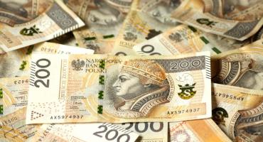 Felieton. Pieniądze powiatowych radnych nie śmierdzą i lubią ciszę…