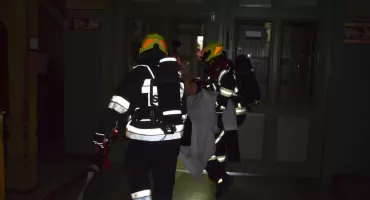 Pożar zabytkowego kościoła w Karsinie