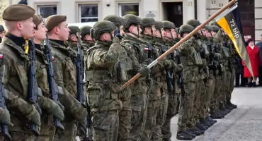 72 Kościerski Batalion Lekkiej Piechoty ma patrona. Został nim ppor. Zdzisław Badocha, ps. Żelazny