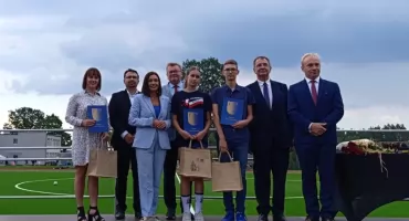 Najlepsi uczniowie z gm. Nowa Karczma otrzymali stypendia!