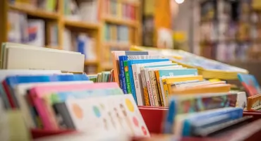 Dlaczego okładka książki jest tak ważna? Pierwsze wrażenie ma znaczenie?