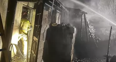 Pożar w Łubianie. Butla z gazem w płonącym budynku!