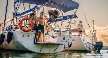 Letnie obozy sportowe na Mazurach 2026, aktywne wakacje dla dzieci i młodzieży
